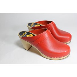 Swedish Hasbeens Clogs Red