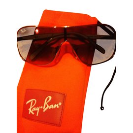 Ray-Ban-Eyewear-Grey