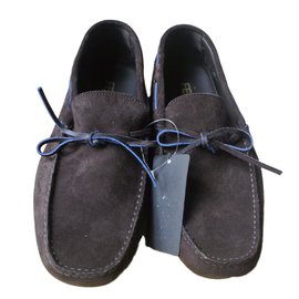 Fendi-Loafers Slip ons-Brown