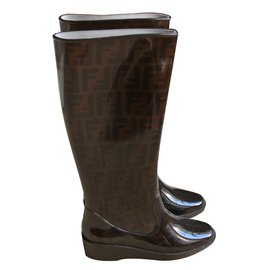Fendi-Boots-Dark red