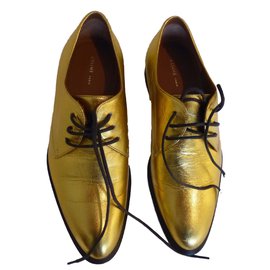Céline Derbies Doré