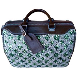 Louis Vuitton-Handbags-Khaki