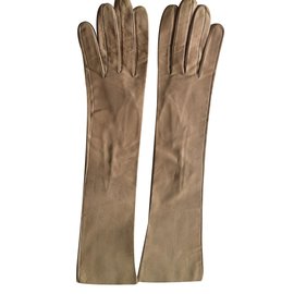 Hermès-Gloves-Cream