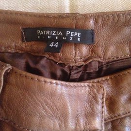 Patrizia Pepe-Hose, Gamaschen-Hellbraun