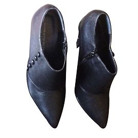 Autre Marque Botines Roberto Botella de piel negra Negro