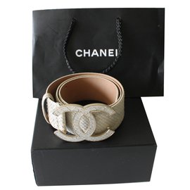 Chanel-Cinturones-Beige