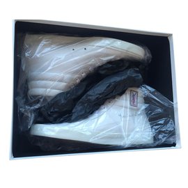 Yves Saint Laurent-Sneakers-White