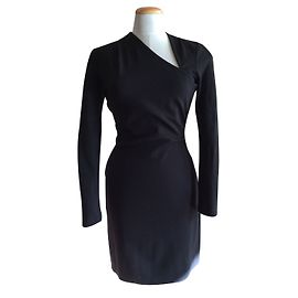 Autre Marque Vestido preto LIL St Germain com decote assimétrico Preto