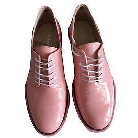 Mellow Yellow Cordones Rosa