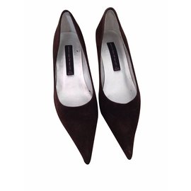 Autre Marque Escarpins Pointus en Daim Marron Chocolat Marron
