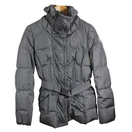 Moncler Down Jacket Grey Grey