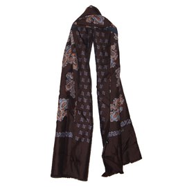 louis feraud silk scarf