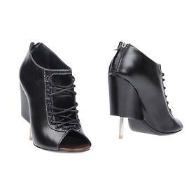 Givenchy's Nissa Lace-Up Screw-Heel Bootie, Size 37,5 Black