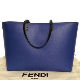 Fendi-Taschen-Blau
