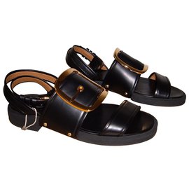 Givenchy-Givenchy Buckle Calfskin Leather Sandals, Size 39-Black