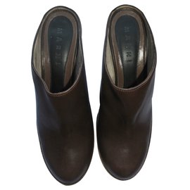 Marni Clogs Brown