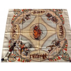 Hermès-Silk scarves-Beige