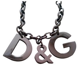 D&G-Necklaces-Silvery