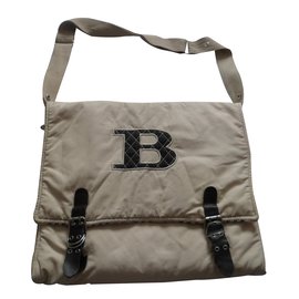 Burberry-Bags-Beige