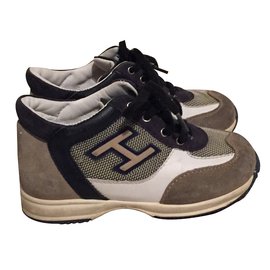 Hogan-Sneakers-Grey