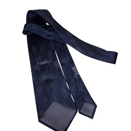 Hermès-Laços-Preto