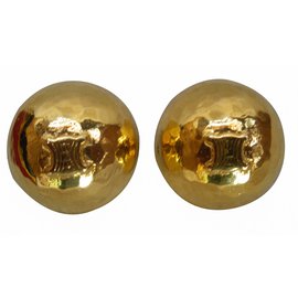 Céline-Earrings-Golden