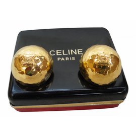 Céline-Earrings-Golden