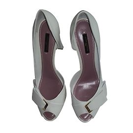 Louis Vuitton Apple Lackleder Pumps Weiß Weiß