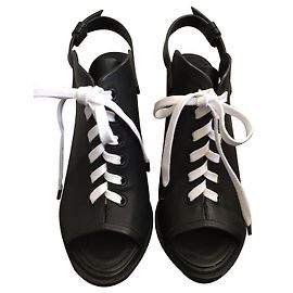 Rag & Bone Trafford Sandali in pelle con lacci neri con lacci Nero