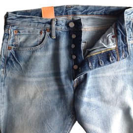 Levi's Jeans Outro