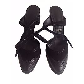 Gianfranco Ferré Black Leather High Heels 12cm Black