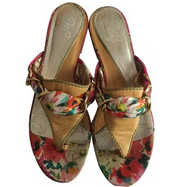 D&G-Sandals-Multiple colors