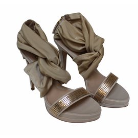 Fendi-Nude Sandals-Cream