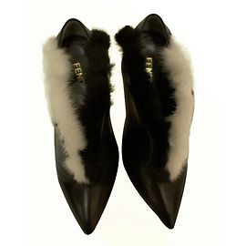 Fendi Fur Boots Black