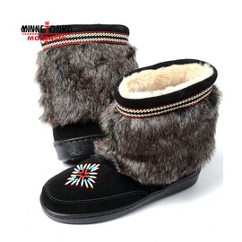 Minnetonka Low Boots Black