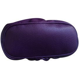 Gucci-Pochette-Violet