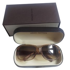 Louis Vuitton-Oculos escuros-Areia
