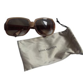 Louis Vuitton-Oculos escuros-Areia