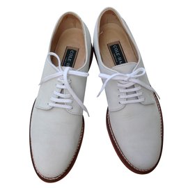 COLE HAAN Suede Bucks Flats Eggshell