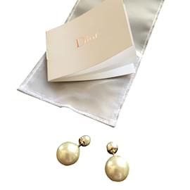 Dior-Earrings-Eggshell