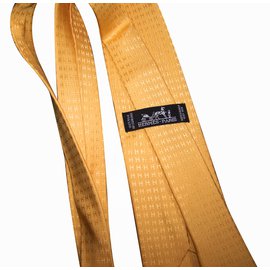 Hermès-Petit H-Amarelo