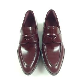 Prada Bailarinas de Cuero Rojo Oscuro 38 Burdeos