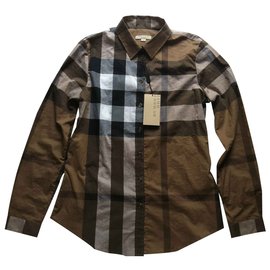 Burberry Brit Tops Outro