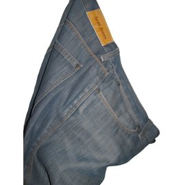 Acne-Max shaved-Blue