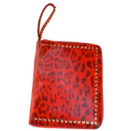 Valentino Garavani Custodia ipad Rockstud Red