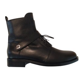 Fendi-Biker boots-Black