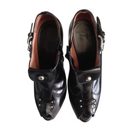 Giuseppe Zanotti-Leather peep-toe ankle boots-Black