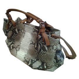 Fairmount Tote Python print