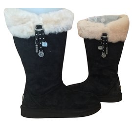 Bottes fourrées UGG Noir