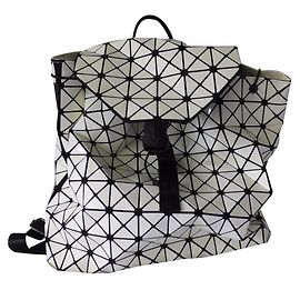 Issey Miyake Rucksack Weiß